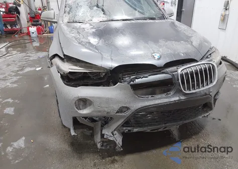 2016 BMW X1 xDrive28I z USA, uszkodzony, nr VIN WBXHT3Z36G4A49933